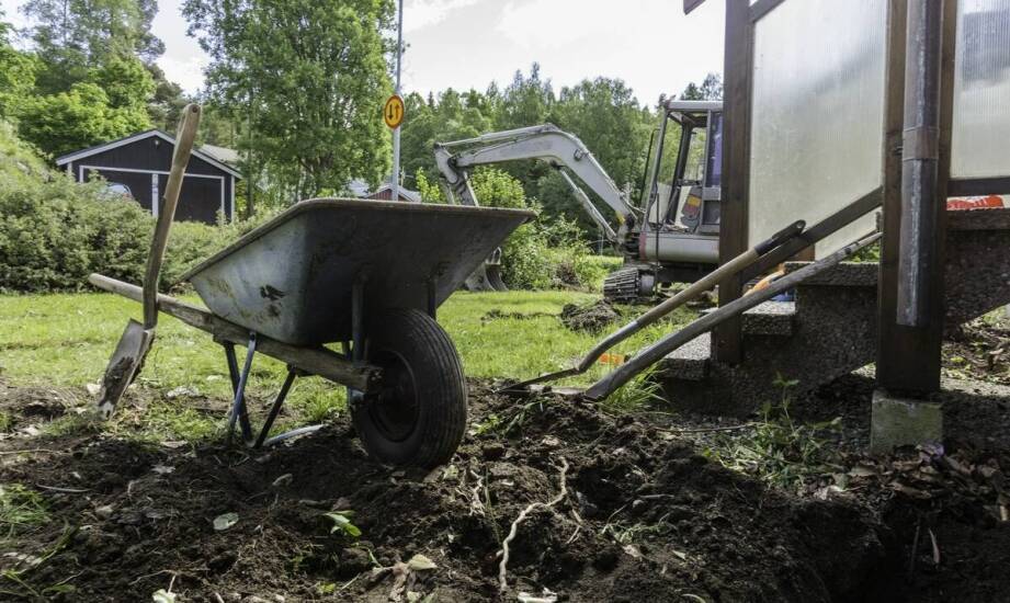 Kontener na działkę jako praktyczne rozwiązanie do przechowywania i organizacji