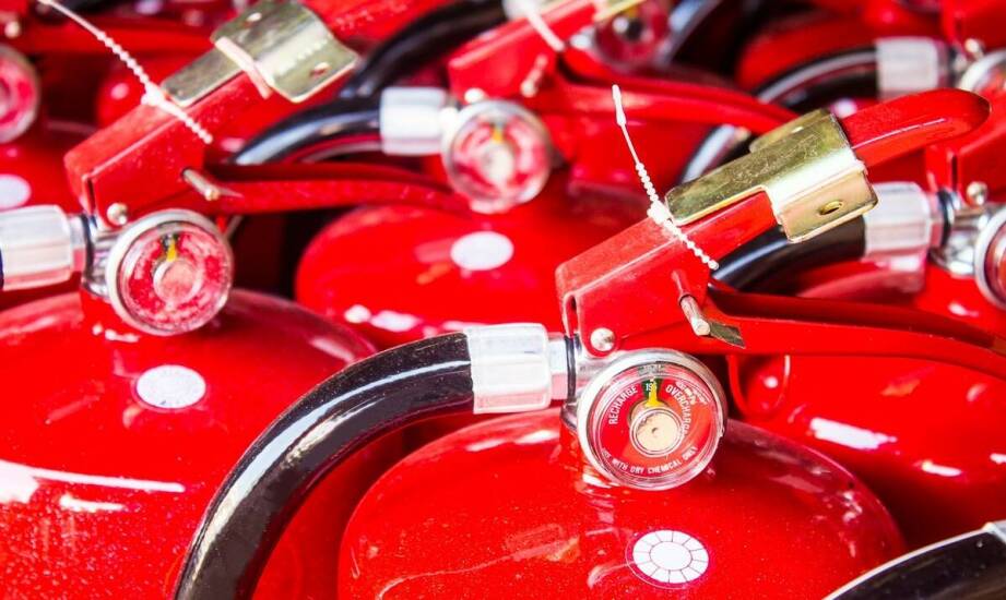 Gaśnice ogniochronne – rodzaje, zastosowania i najważniejsze informacje