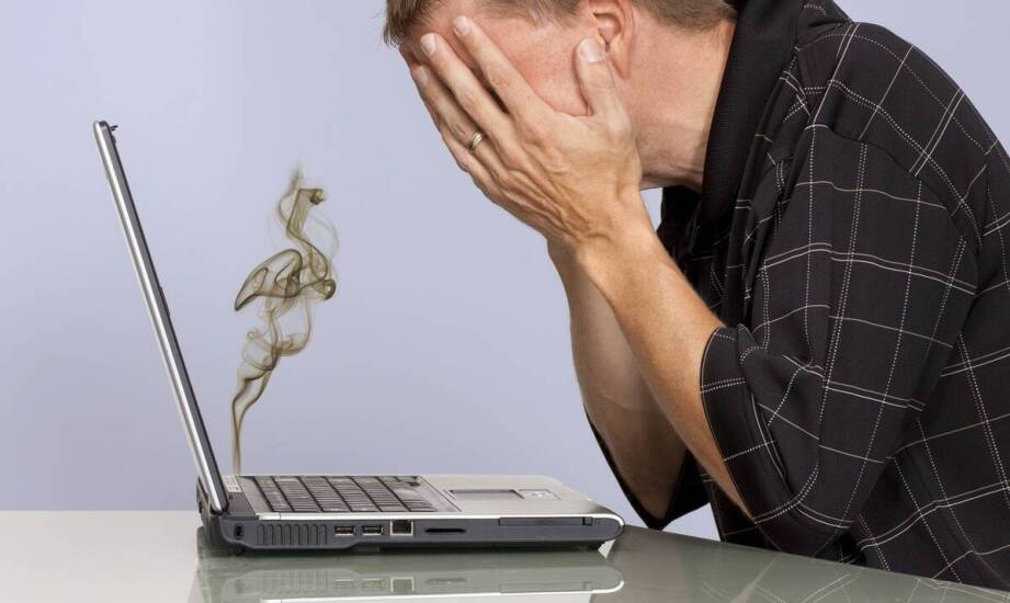 Komputer wolno działa lub się zawiesza? Sprawdzone sposoby na naprawę