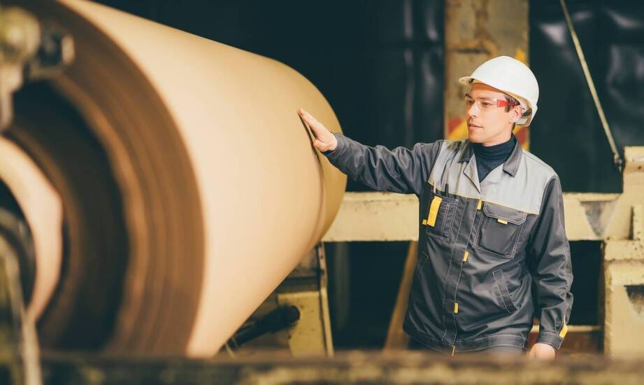 Arkusze papieru – rodzaje, zastosowania i znaczenie w codziennym życiu