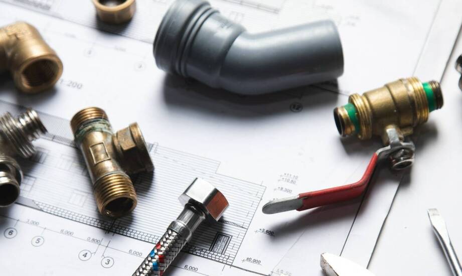 Najważniejsze informacje o instalacjach hydraulicznych – zasady i zastosowania