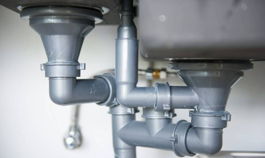 Rodzaje instalacji hydraulicznych – zastosowania i kluczowe zalety