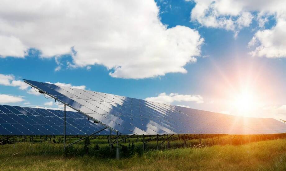 Instalacje fotowoltaiczne – jak wybrać rozwiązanie dopasowane do potrzeb