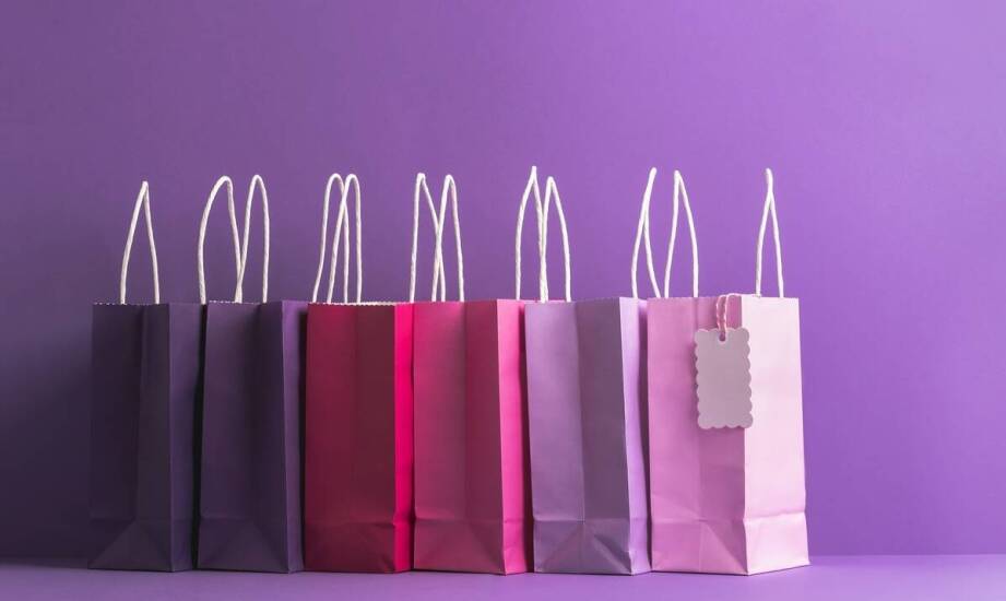 Zastosowanie prostokątnych toreb z uchwytem w handlu detalicznym i ich wpływ na sprzedaż