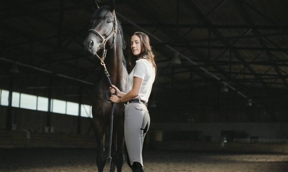 Elementy garderoby jeździeckiej, które powinny znaleźć się w każdej szafie