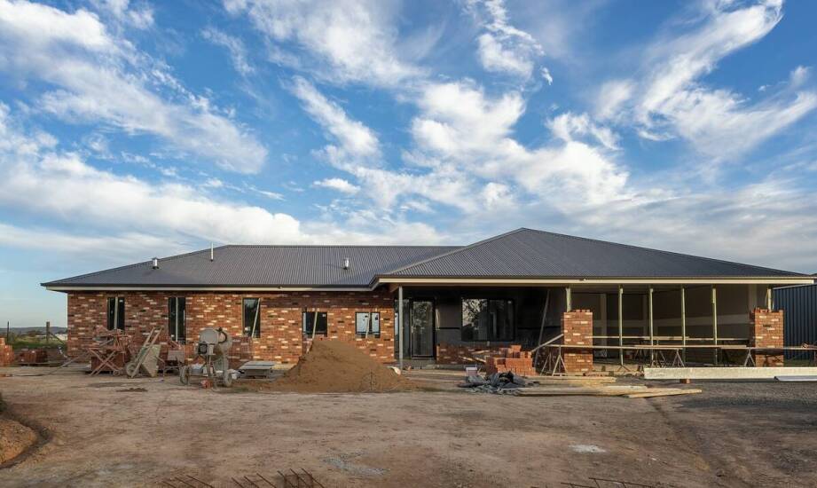 Jakie wyzwania stawiają przed tłumaczami teksty budowlane?