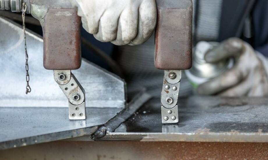 Profesjonalne usługi serwisowe dla elektromagnesów przemysłowych