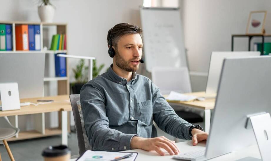 Jak zewnętrzna infolinia może poprawić jakość obsługi klienta?