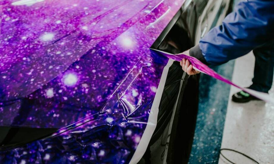 Jakie są przyszłościowe zastosowania folii z technologią techno techno?