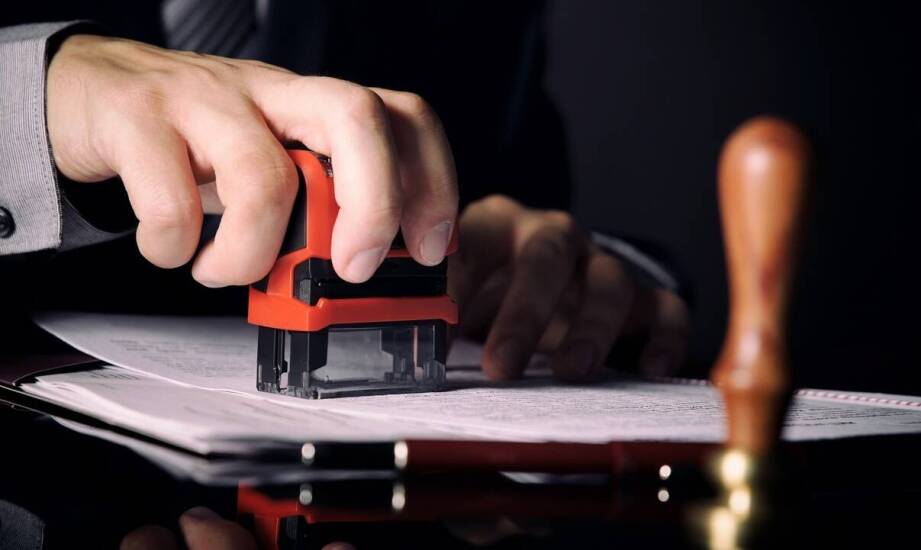 Jakie czynniki wpływają na wybór odpowiedniego notariusza?