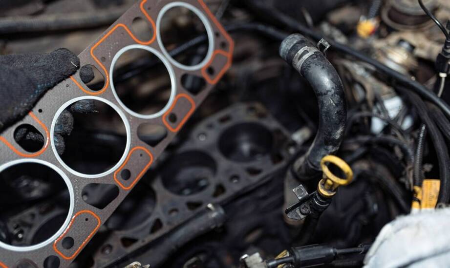Jak często należy wymieniać uszczelki rury intercoolera?