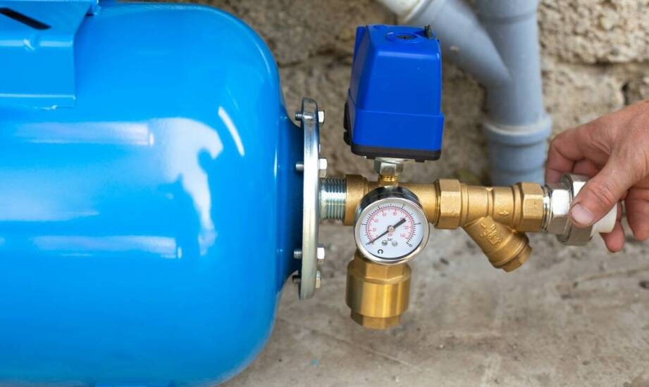 Jak uszczelnienie dna studni wpływa na koszty eksploatacji systemu wodociągowego?