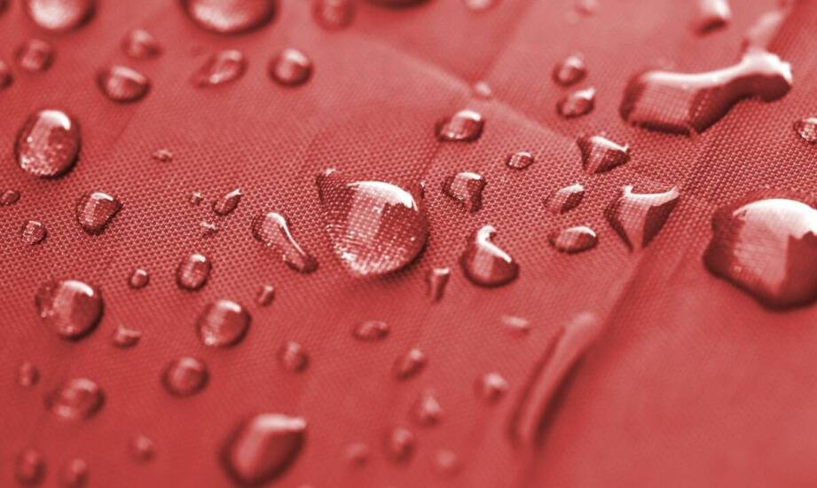 Jakie są najważniejsze czynniki wpływające na trwałość odzieży z kaczym puchem?