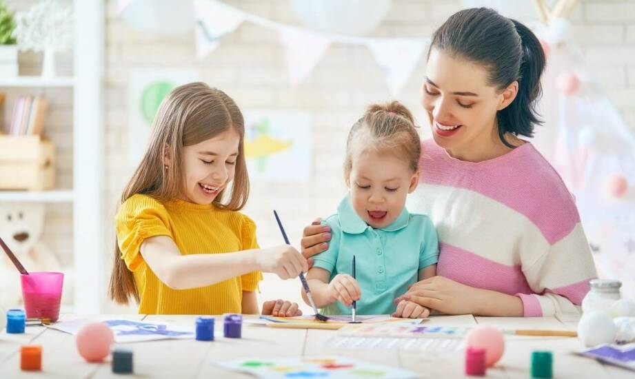 Rola rodziców w wspieraniu nauki rysunku dzieci podczas kursów online