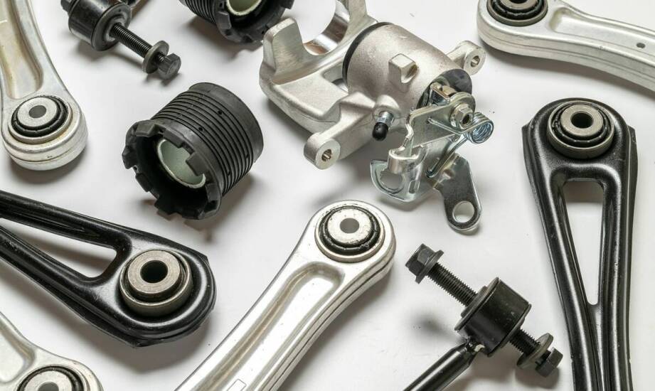 Części zamienne do komputerów pokładowych – co musisz wiedzieć?