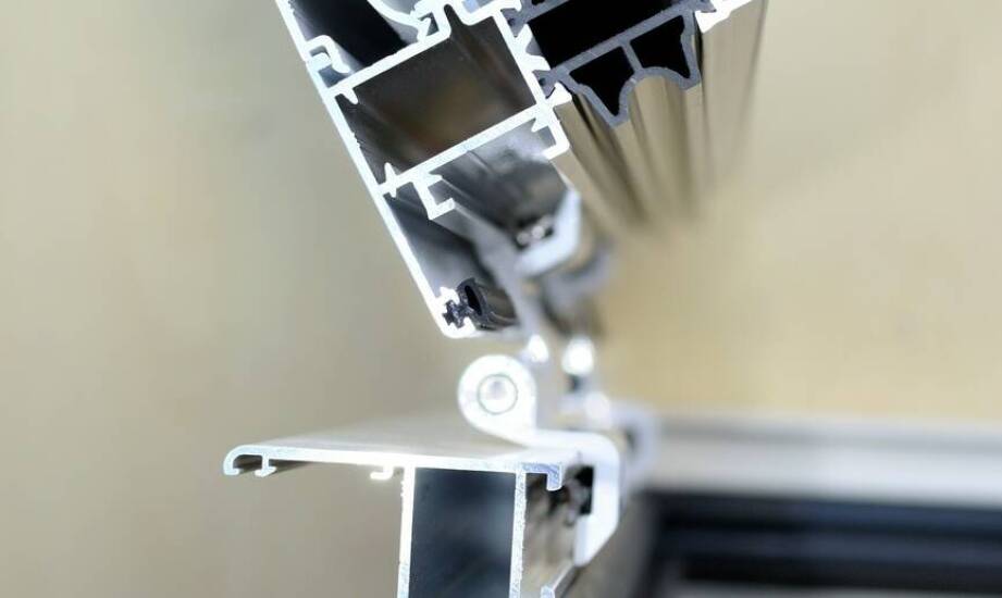 Profil zamknięty 50x50 w kontekście zrównoważonego budownictwa: dlaczego warto?