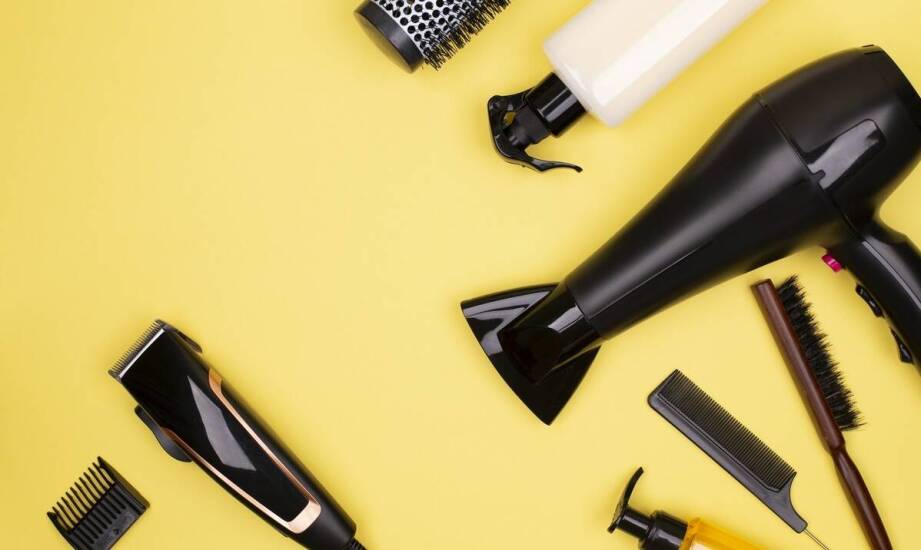 Czym się kierować, kupując wałki do włosów z klipsami?