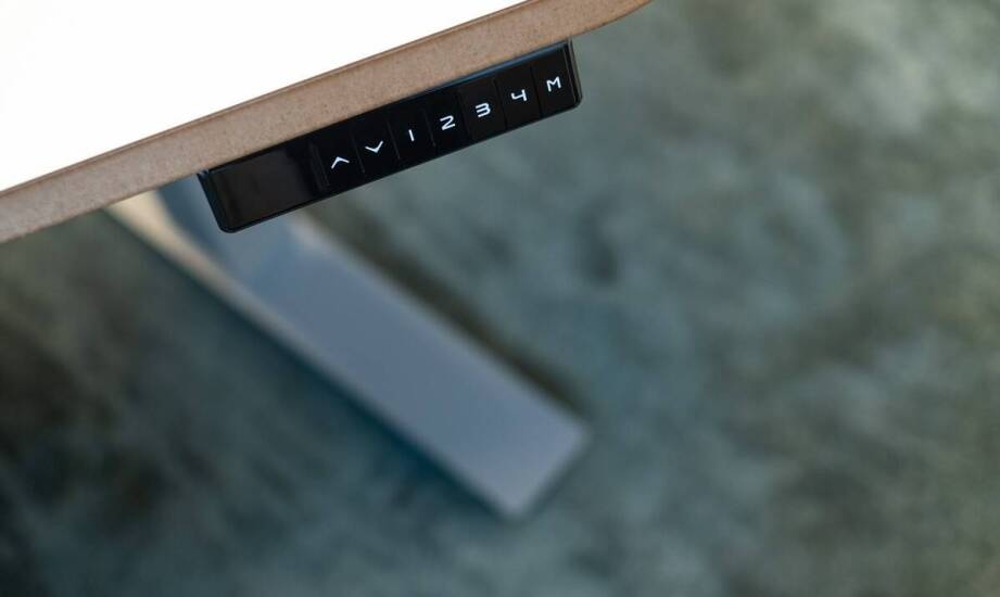 Jakie są zalety stosowania podkładek korkowych w miejscach pracy?