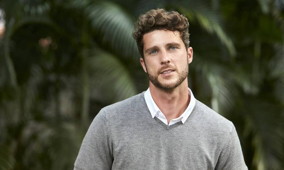 Nowoczesne wzornictwo w bluzach męskich WSK inspirowanych klasyką motoryzacji