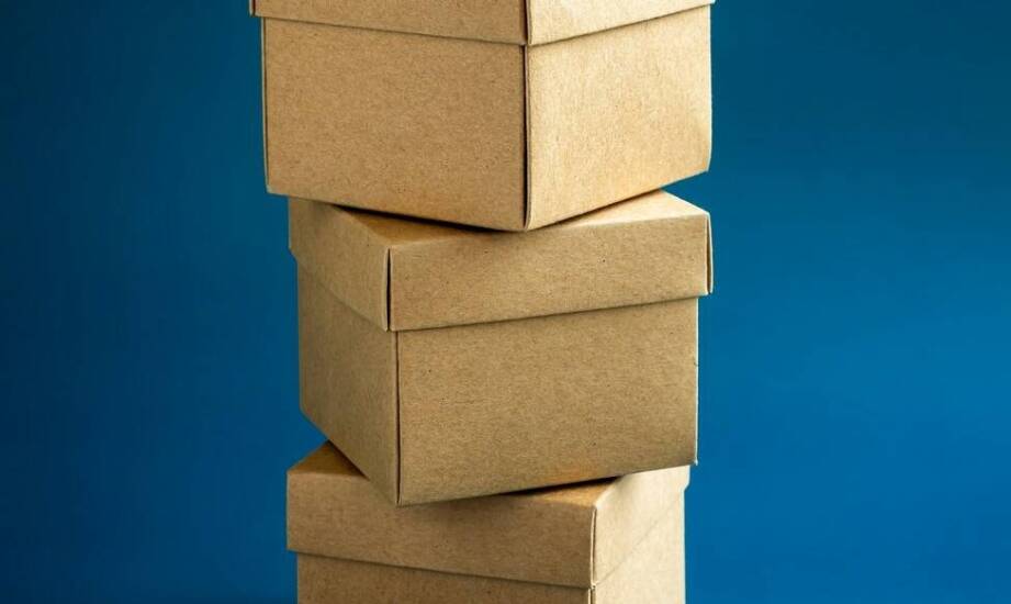 Kartony klapowe – uniwersalne rozwiązanie dla różnych branż