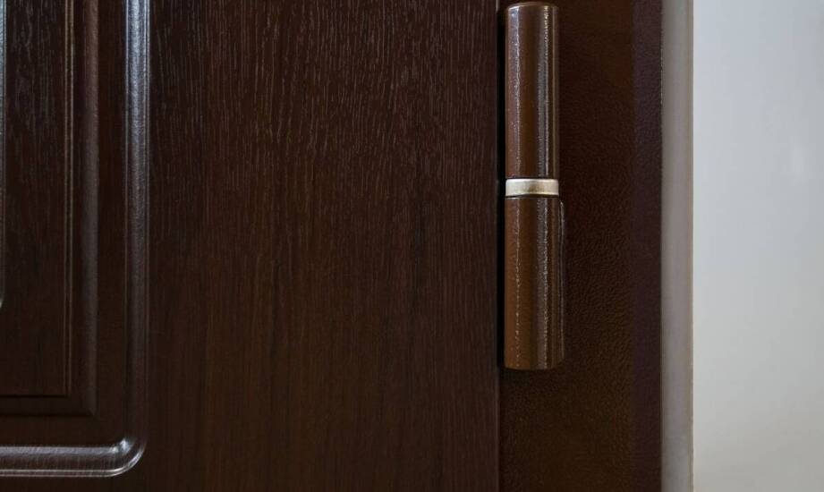 Drzwi: jak zapewnić ich długotrwałą estetykę i funkcjonalność?