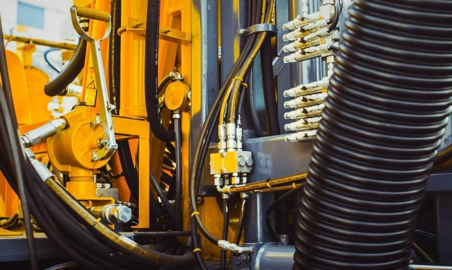 Jakie innowacje wpływają na rozwój hydrauliki wysokociśnieniowej?