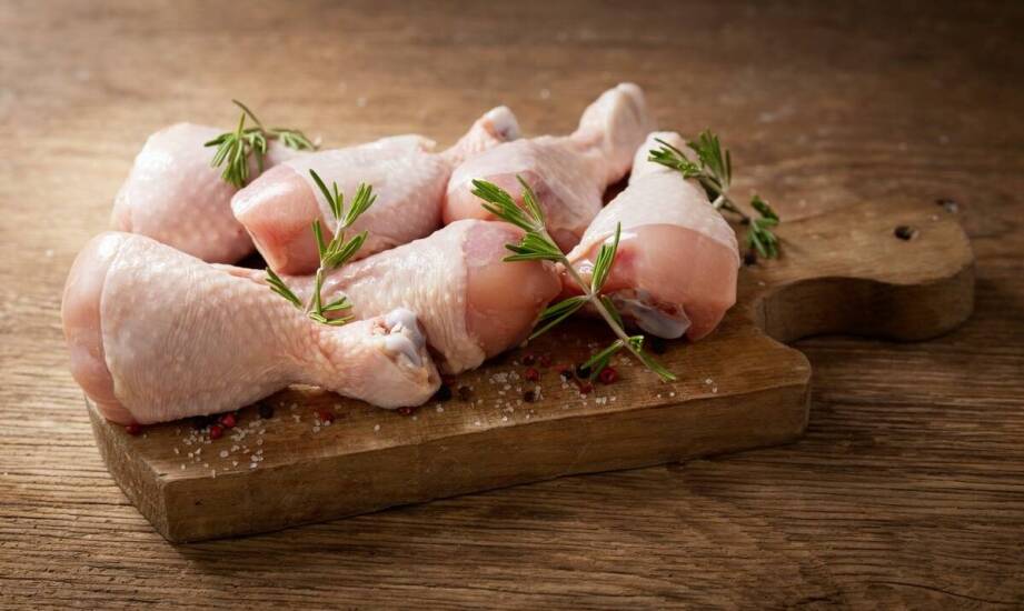 Jakie rodzaje drobiu są najlepsze dla psów na diecie BARF?
