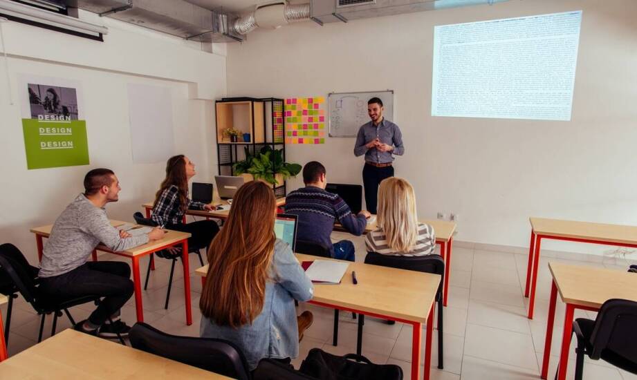 Rola interaktywnych elementów w nauce języka angielskiego online