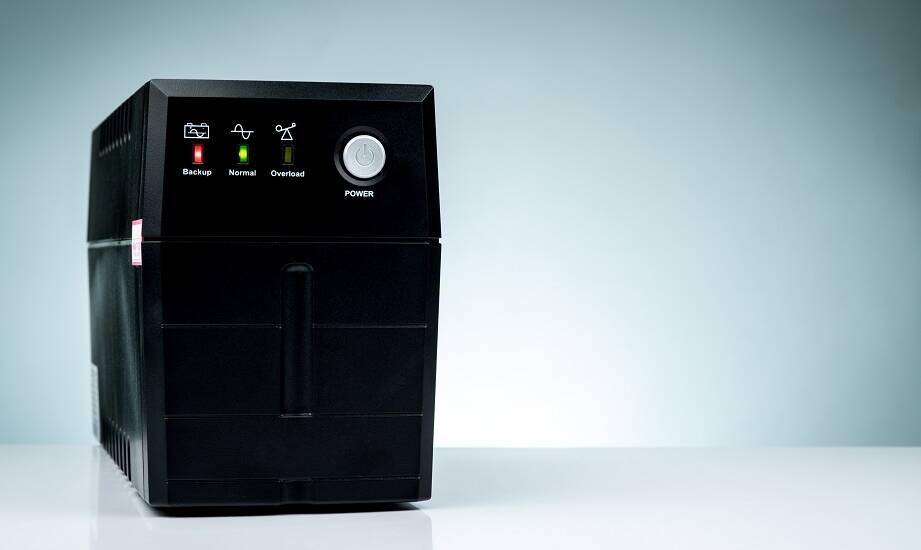 Jak wybrać odpowiedni system zasilania awaryjnego dla inteligentnych budynków?