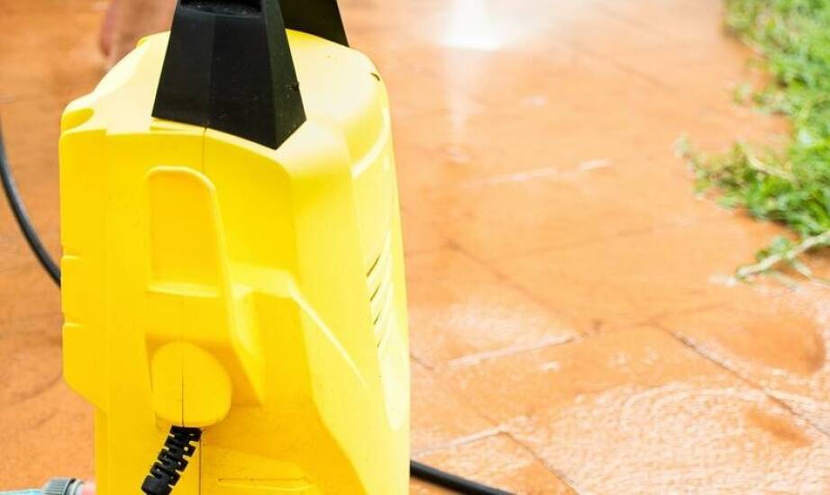 Poradnik wyboru: jakie cechy powinien mieć zestaw do piaskowania do myjki ciśnieniowej?