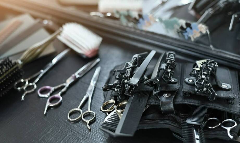 Przewaga profesjonalnych akcesoriów w efektywności przedłużania włosów