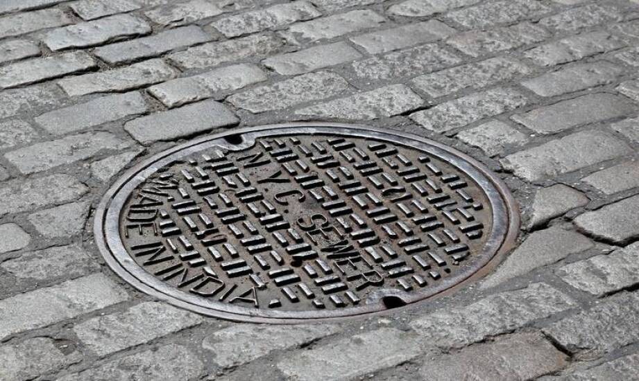 Dlaczego włazy żeliwne są preferowane w projektach modernizacji infrastruktury?