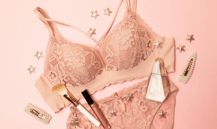 Jakie materiały wykorzystuje się na kursach szycia bielizny?