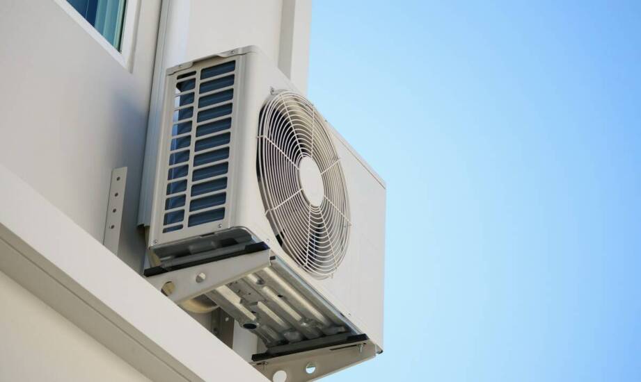 Zalety stosowania centralnej klimatyzacji z kanałową chłodnicą