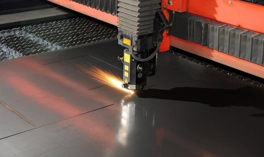 Cięcie laserowe blach o grubości poniżej 1 mm: możliwości i ograniczenia