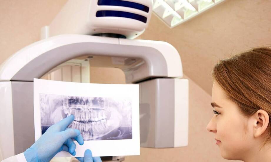 Tomografia stomatologiczna - jak wspiera leczenie kanałowe w Oławie?