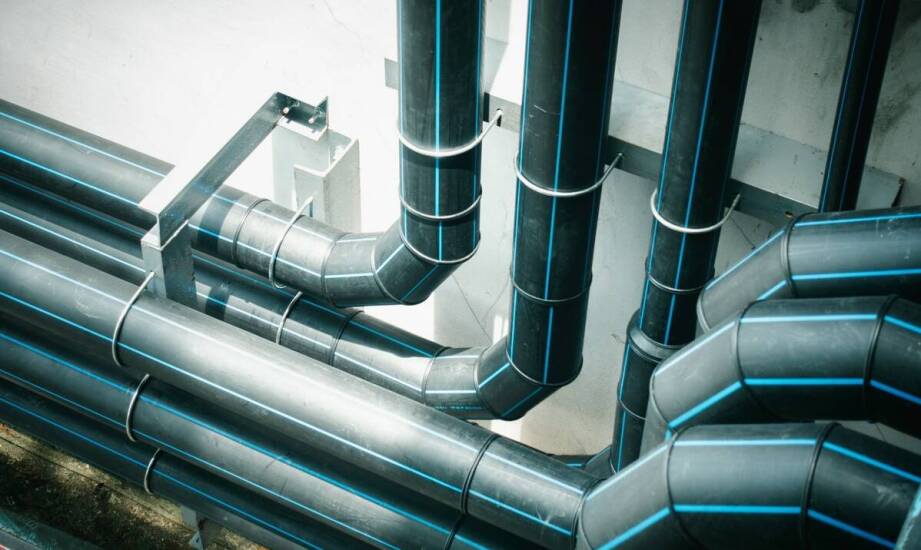 Powlekane stopnie złazowe – jak zwiększają trwałość konstrukcji kanalizacyjnych?