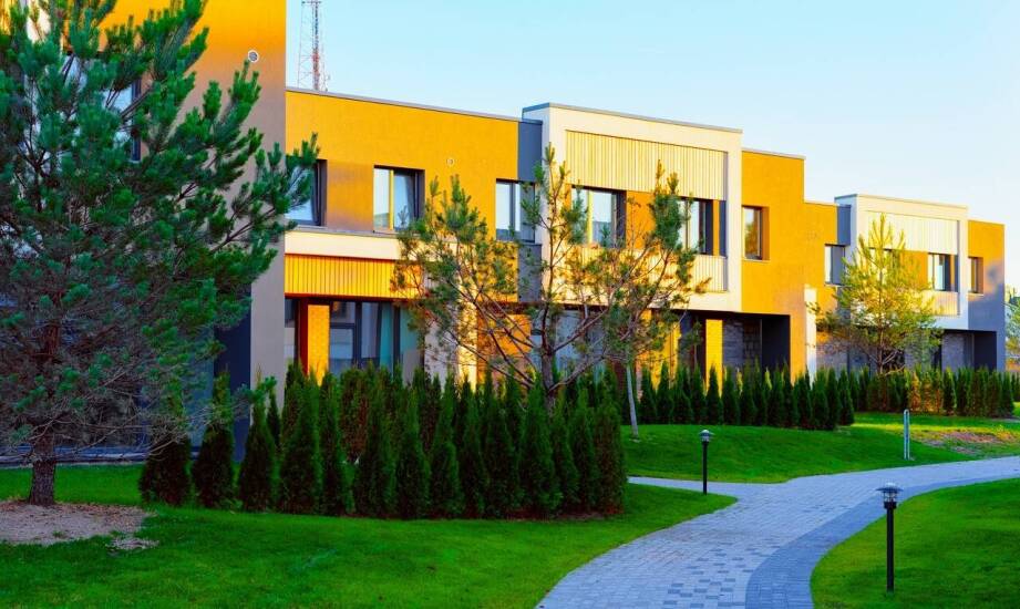 Jakie są kluczowe czynniki wpływające na decyzję o zakupie mieszkania w Stalowej Woli?