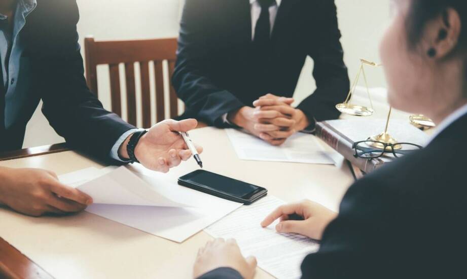 Jak kancelaria adwokacka wspiera klientów w procesie likwidacji spółek?