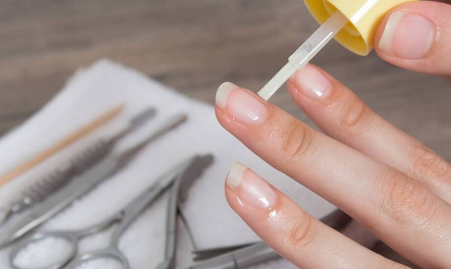 Jakie właściwości powinna mieć idealna baza pod żel budujący?