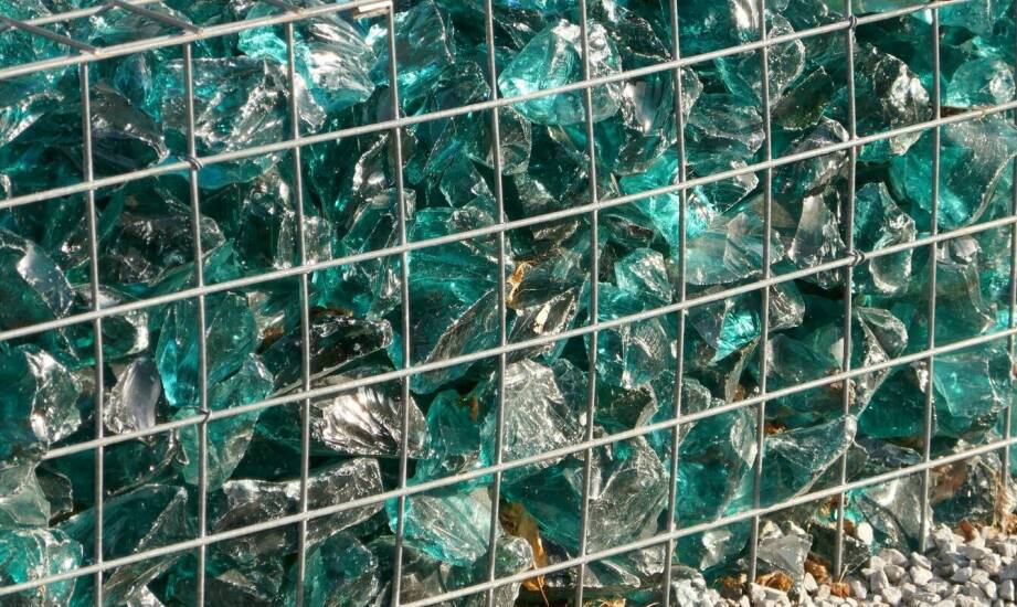 Szkło w gabionach – czy to przyszłość nowoczesnej architektury?