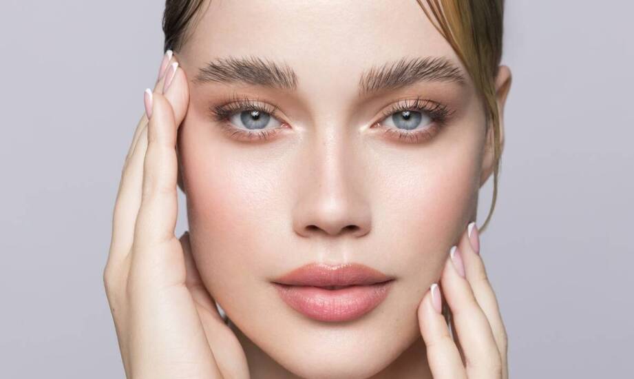 Lifting brwi a naturalny wygląd – jak osiągnąć subtelny efekt?