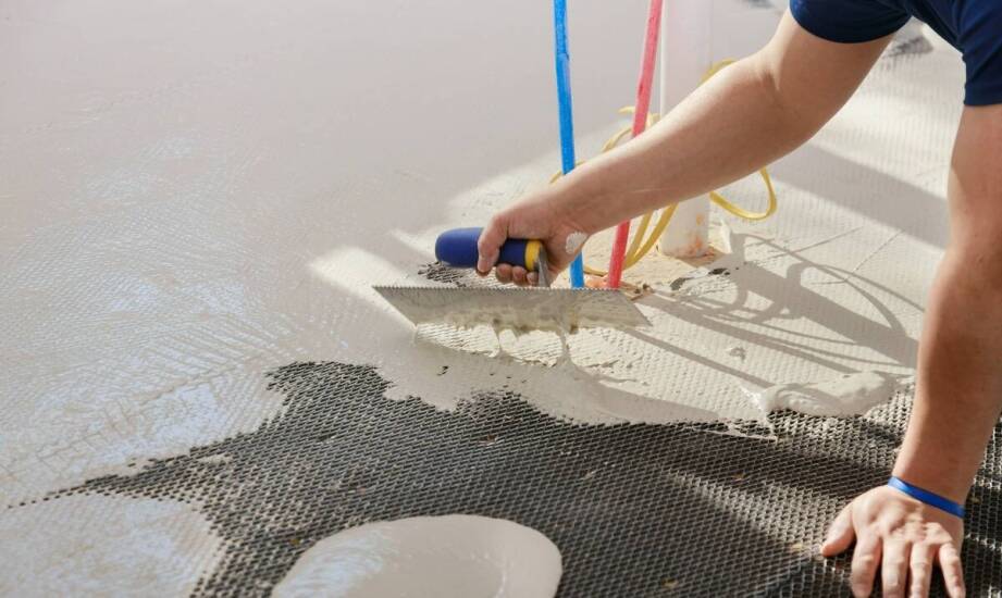 Rola ultraszybkich mas mineralnych w naprawach betonu