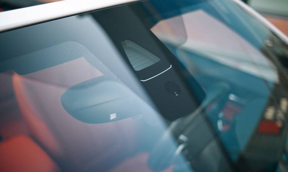 Jakie znaczenie ma gwarancja na szyby i usługi wymiany?