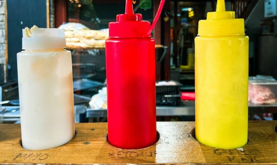 Dlaczego różnorodność smakowa jest kluczowa w ofercie sosów do hamburgerów?