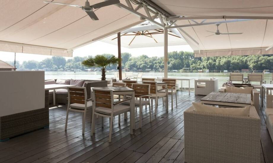 Ekskluzywne przyjęcia firmowe na pokładzie statku