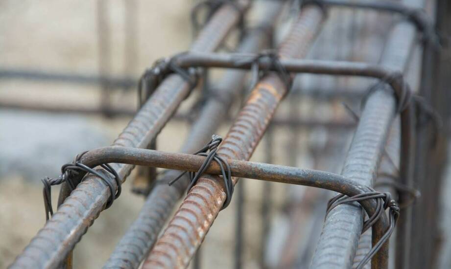 Siatki zbrojeniowe a minimalizacja pęknięć w konstrukcjach betonowych