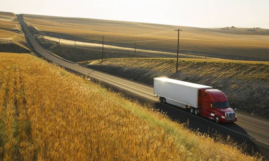 Przegląd dostępnych usług transportowych dla maszyn rolniczych