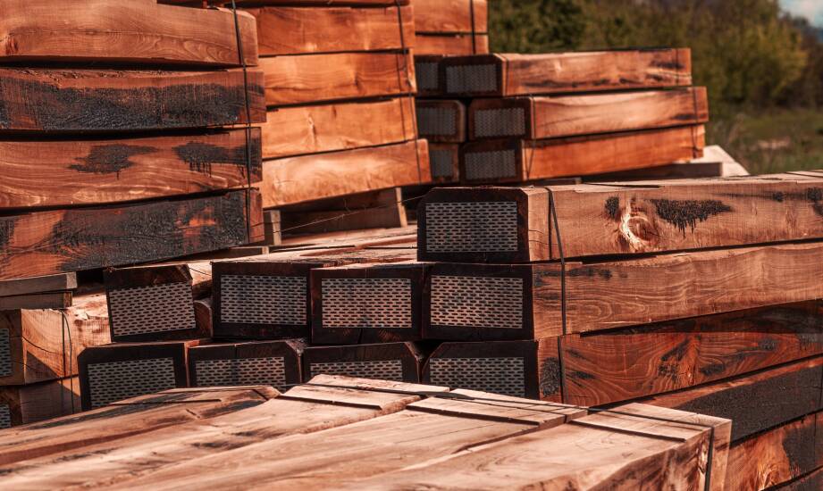 Jakie są najczęstsze zastosowania panewek drewnianych w rolnictwie?