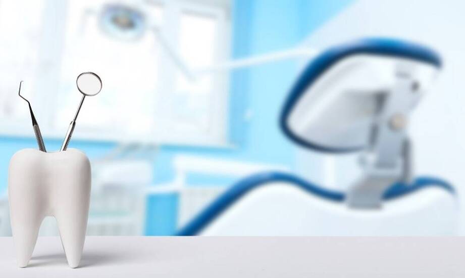 Jak przebiega zabieg ozonoterapii w gabinecie stomatologicznym i czego się spodziewać?